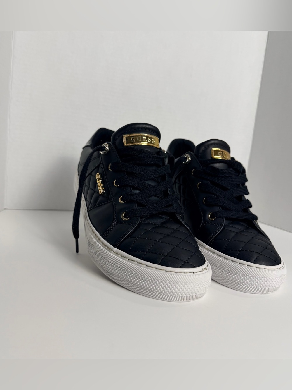 GUESS Women’s Black Quilted Sneakers Size 10M Gold Logo Lace Up Shoes